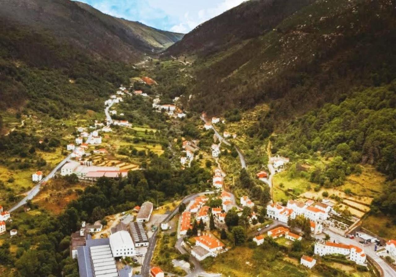 Vale do Zêzere Hotel Manteigas Esterno foto
