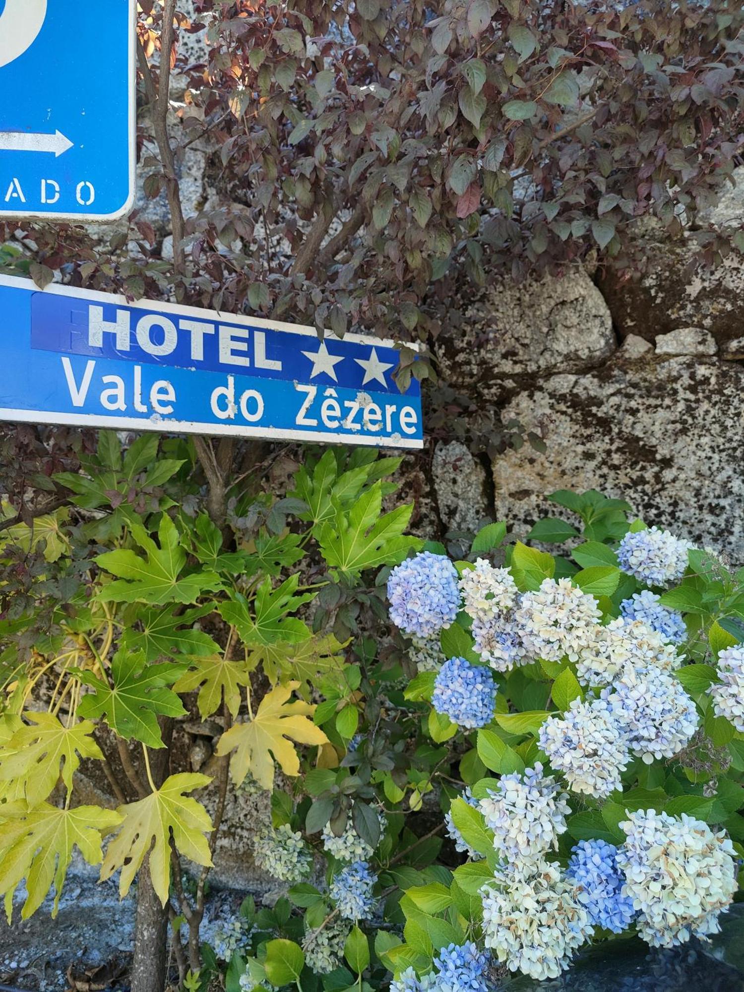 Vale do Zêzere Hotel Manteigas Esterno foto